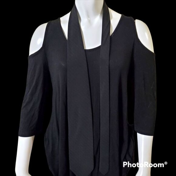 J. Ferrar Black Striped Tie - Picture 1 of 5
